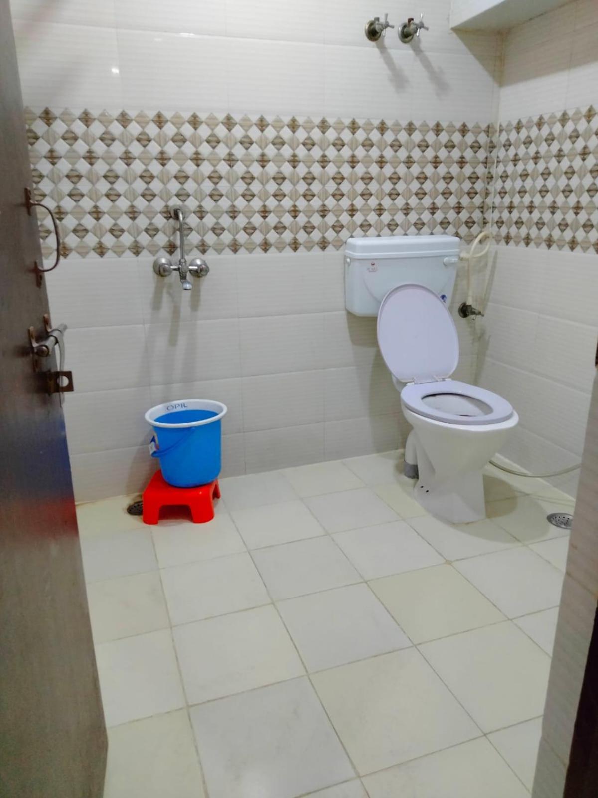Hotel Atithi Galaxy Kanpur Exterior foto