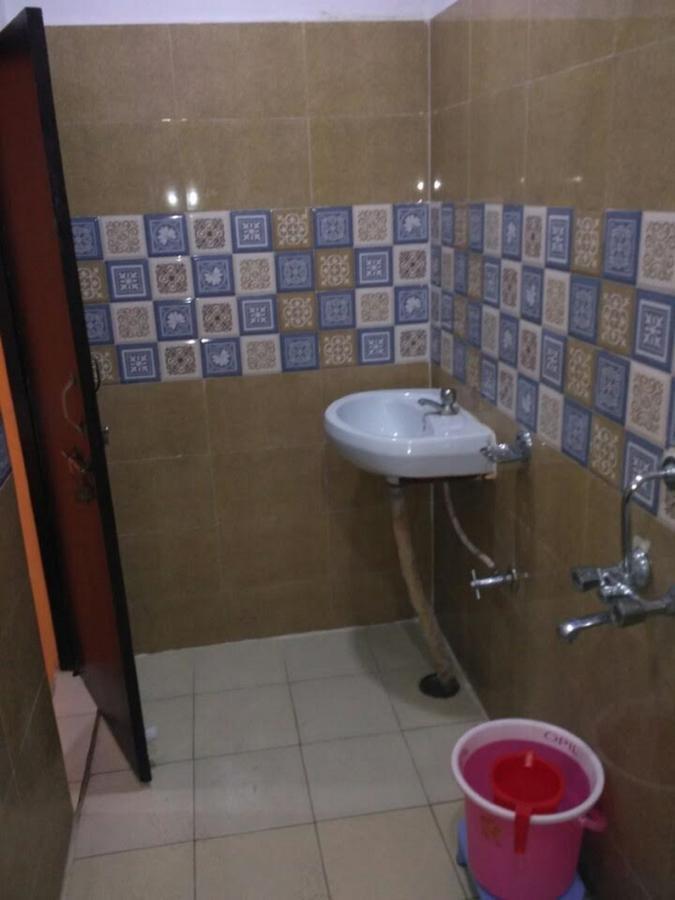 Hotel Atithi Galaxy Kanpur Exterior foto