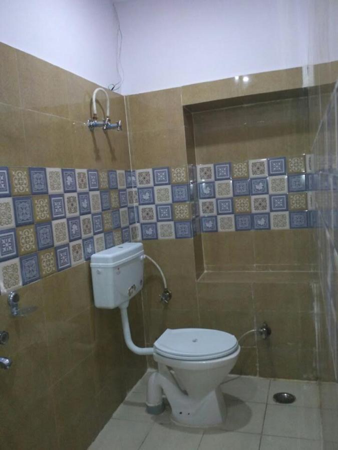 Hotel Atithi Galaxy Kanpur Exterior foto