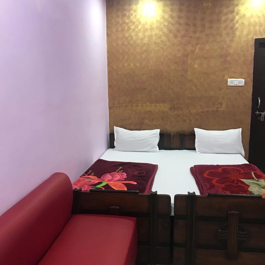 Hotel Atithi Galaxy Kanpur Exterior foto