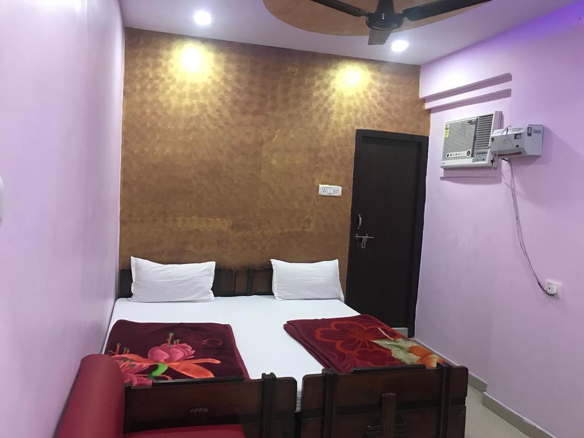 Hotel Atithi Galaxy Kanpur Exterior foto