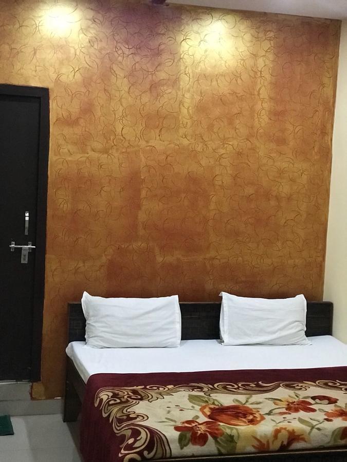 Hotel Atithi Galaxy Kanpur Exterior foto